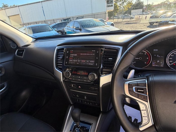 2022 MITSUBISHI TRITON GLS (4x4) MR MY22 SILVER OR CHROME