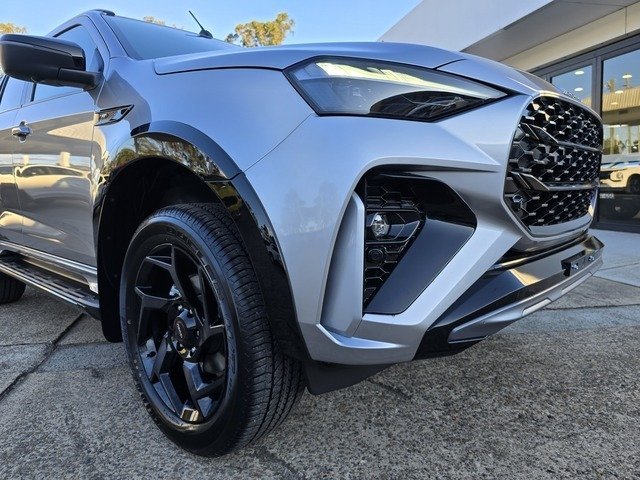 2026 Isuzu MU-X