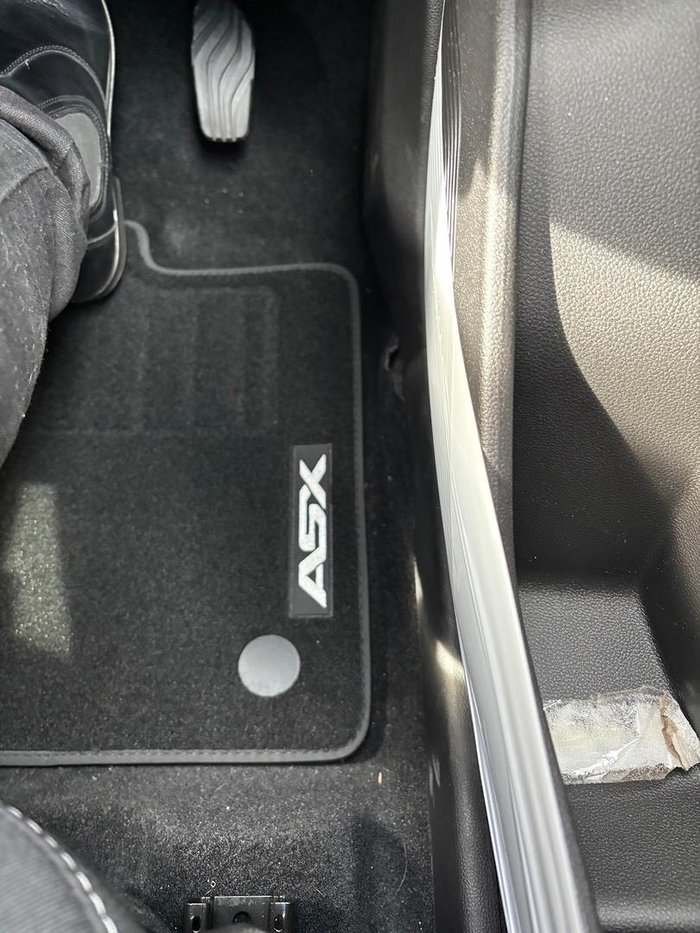 2025 Mitsubishi ASX LS XE MY25 Crystal White