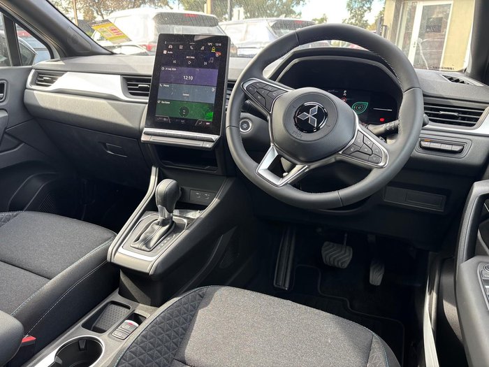 2025 Mitsubishi ASX LS XE MY25 Crystal White