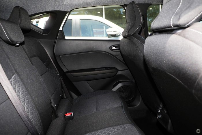 2025 Mitsubishi ASX LS XE MY25 Crystal White