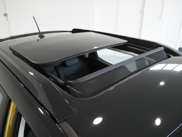 2025 Mahindra XUV3XO AX7L