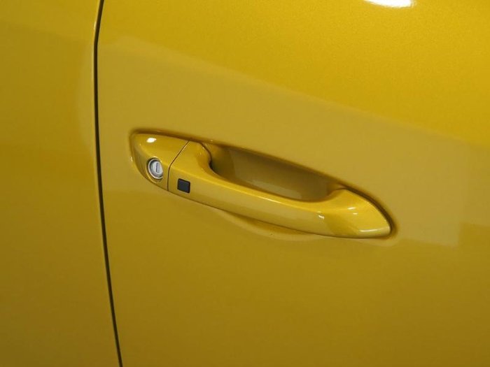2025 Mahindra XUV3XO AX7L
