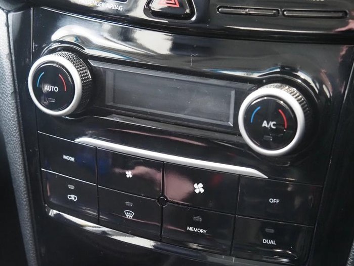 2025 Mahindra XUV3XO AX7L