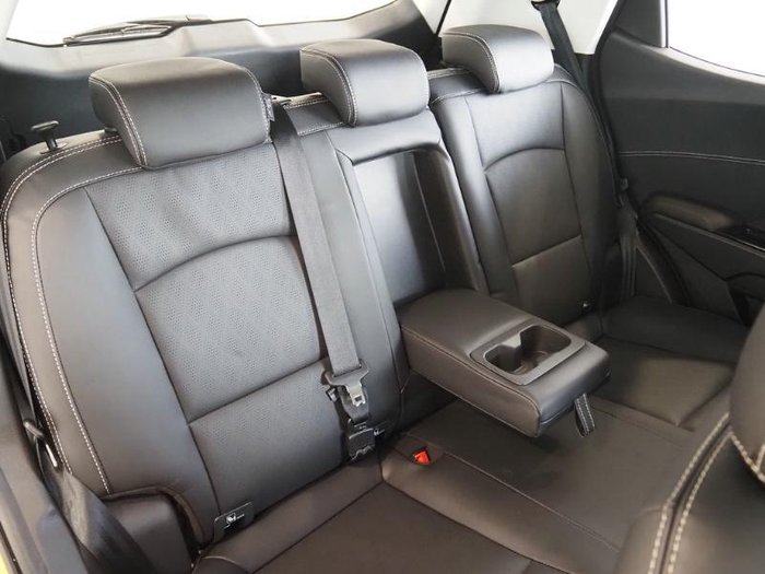 2025 Mahindra XUV3XO AX7L