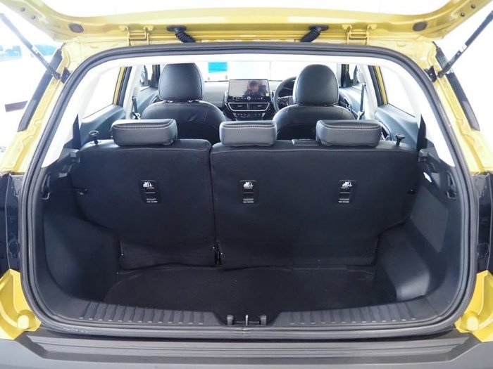 2025 Mahindra XUV3XO AX7L