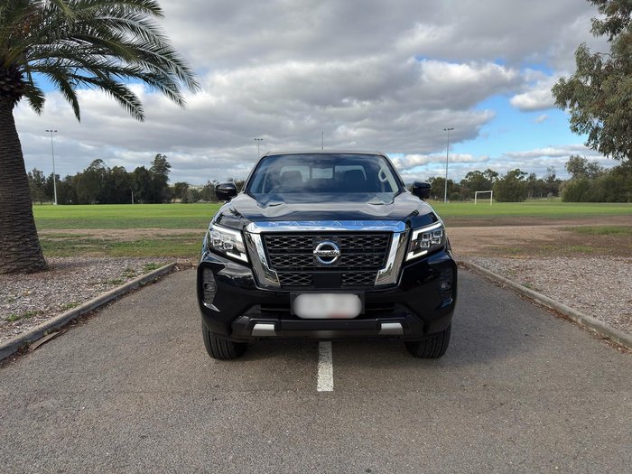 2025 Nissan Navara ST-X