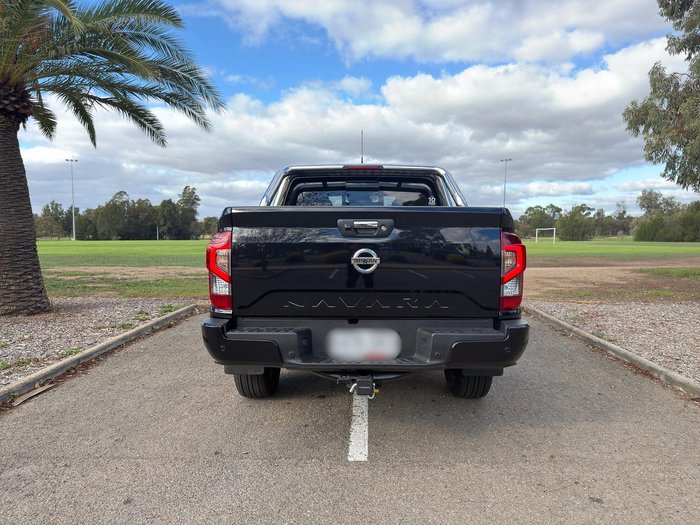 2025 Nissan Navara ST-X
