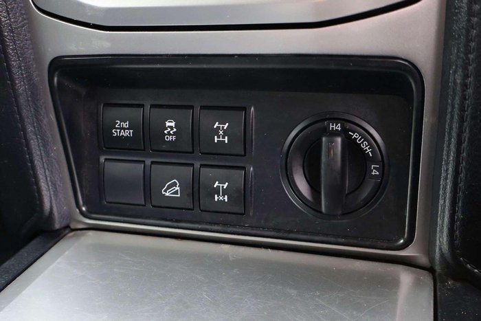 2022 Toyota Landcruiser Prado GXL