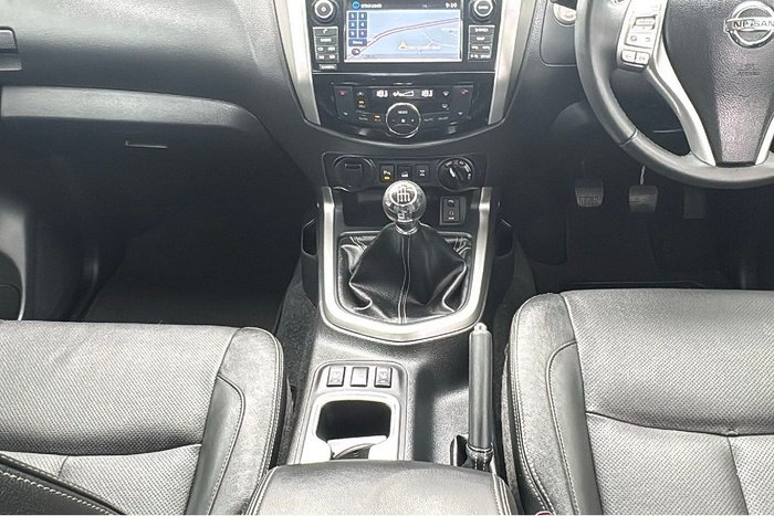 2018 Nissan Navara ST-X