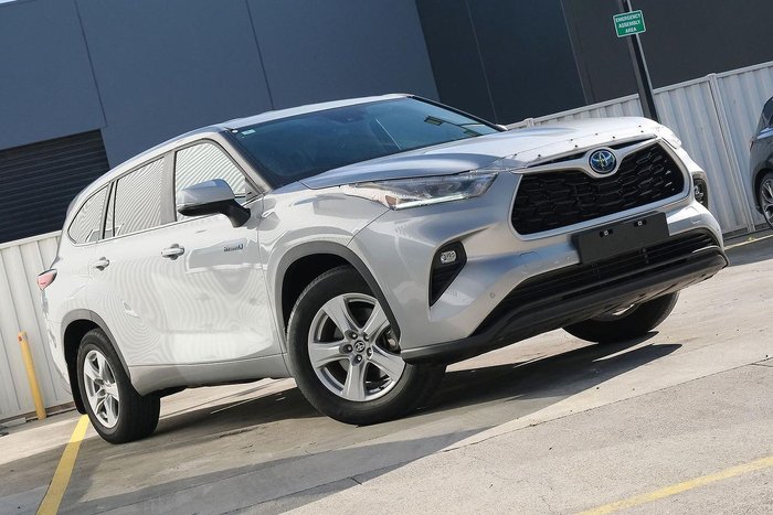2024 Toyota Kluger GX