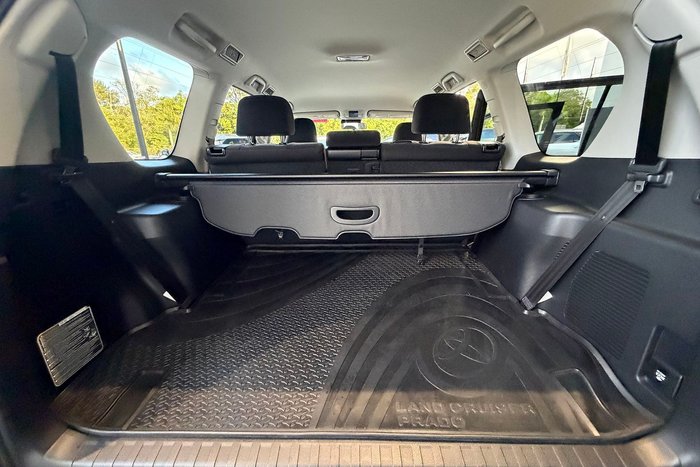 2023 Toyota Landcruiser Prado GXL