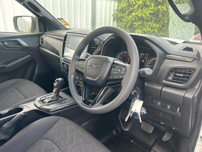 2026 Isuzu D-MAX X-RIDER