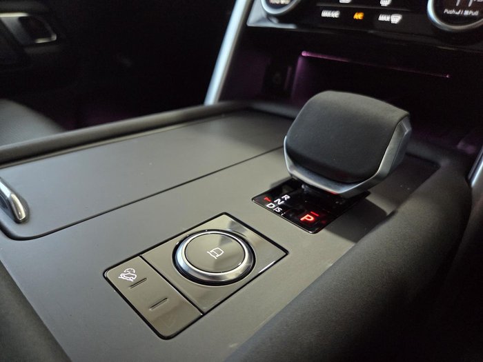 2024 Land Rover Discovery D350 Dynamic HSE