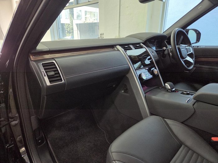 2024 Land Rover Discovery D350 Dynamic HSE