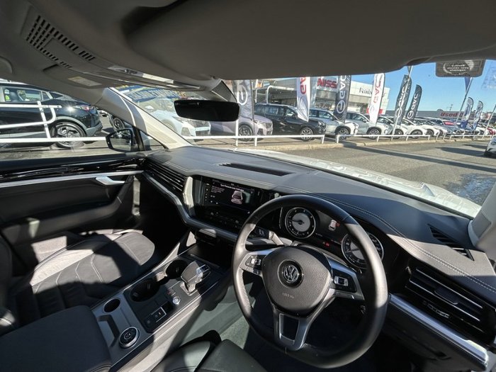 2020 VOLKSWAGEN TOUAREG 190TDI
