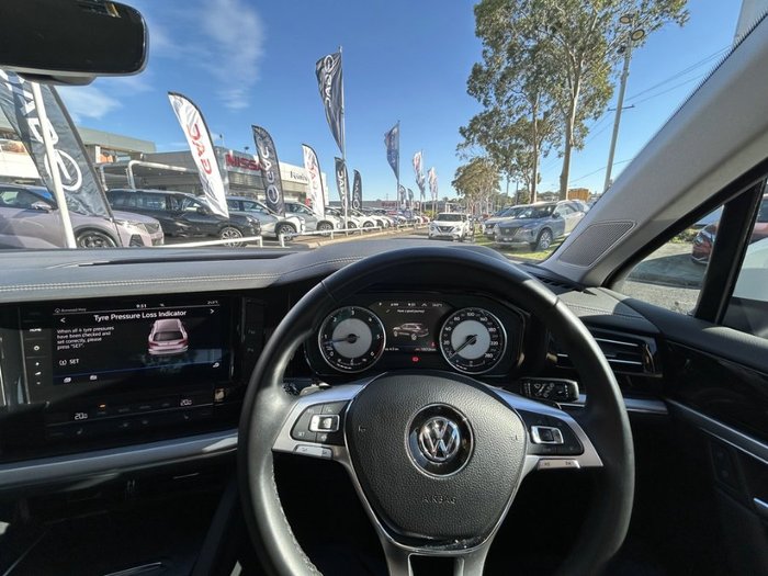 2020 VOLKSWAGEN TOUAREG 190TDI