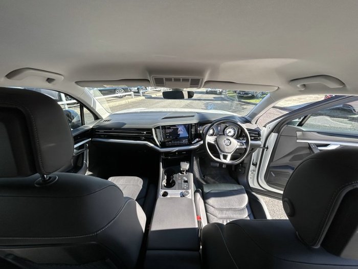 2020 VOLKSWAGEN TOUAREG 190TDI