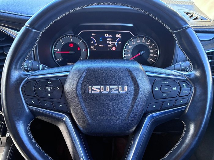 2023 Isuzu MU-X LS-T