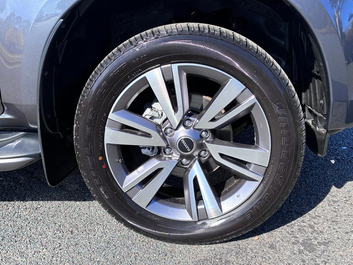 2023 Isuzu MU-X LS-T