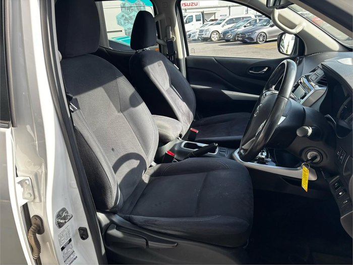 2018 Nissan Navara ST