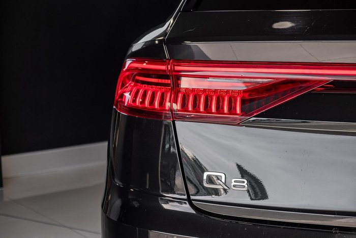 2023 Audi Q8 50 TDI S line