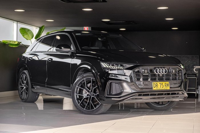 2023 Audi Q8 50 TDI S line