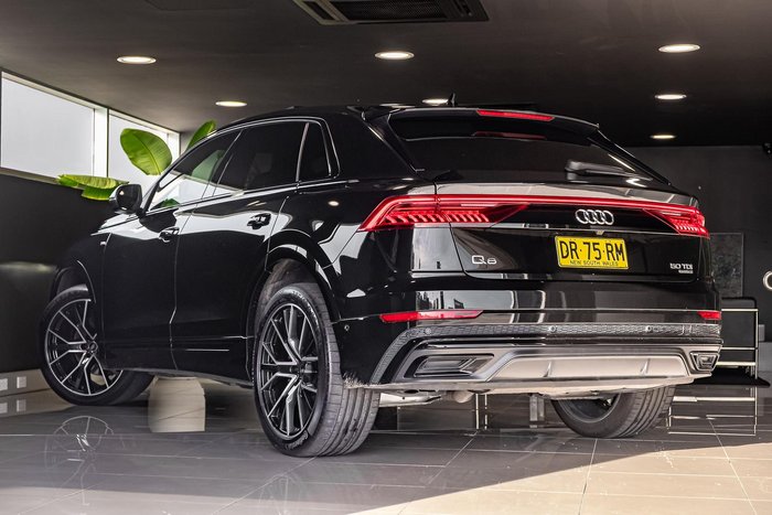 2023 Audi Q8 50 TDI S line