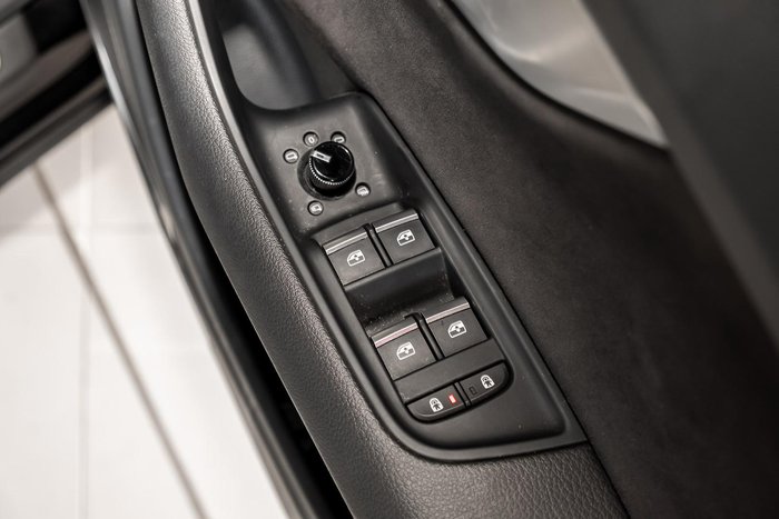 2023 Audi Q8 50 TDI S line