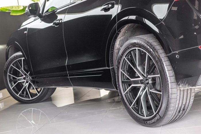 2023 Audi Q8 50 TDI S line