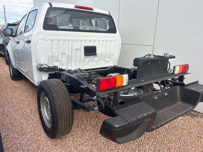 2025 Isuzu D-MAX SX MY25.5 4X4 Dual Range Mineral White
