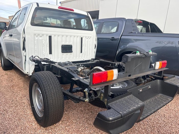 2025 Isuzu D-MAX SX