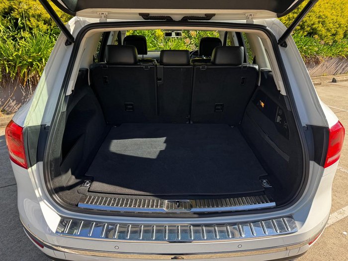 2015 Volkswagen Touareg V6 TDI 7P MY16 Four Wheel Drive Pure White
