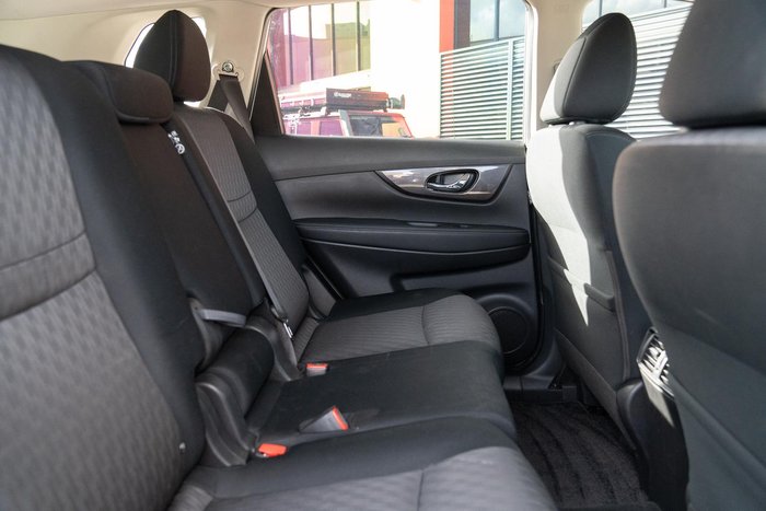 2021 Nissan X-TRAIL ST