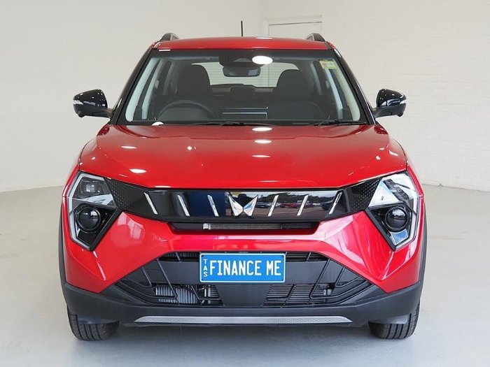 2025 Mahindra XUV3XO AX5L