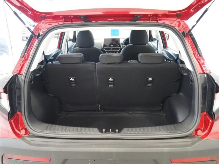 2025 Mahindra XUV3XO AX5L