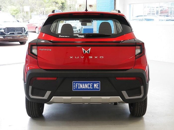 2025 Mahindra XUV3XO AX5L