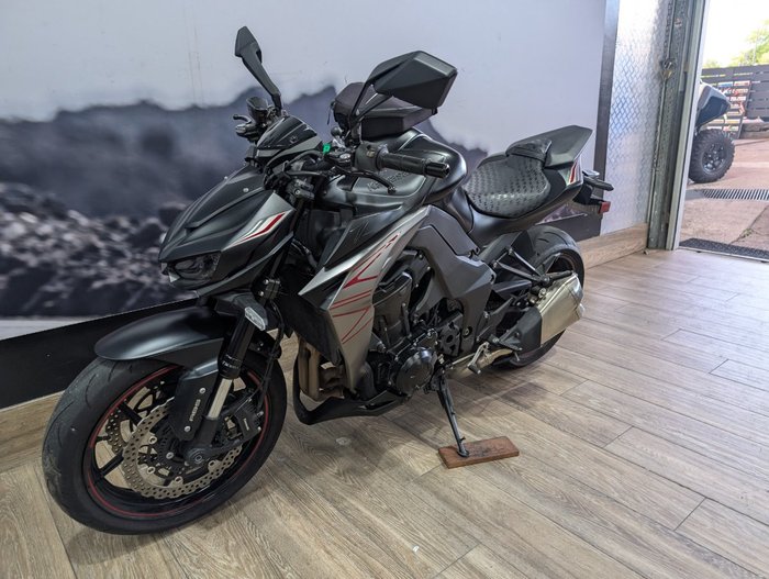 2020 Kawasaki Z1000 Black