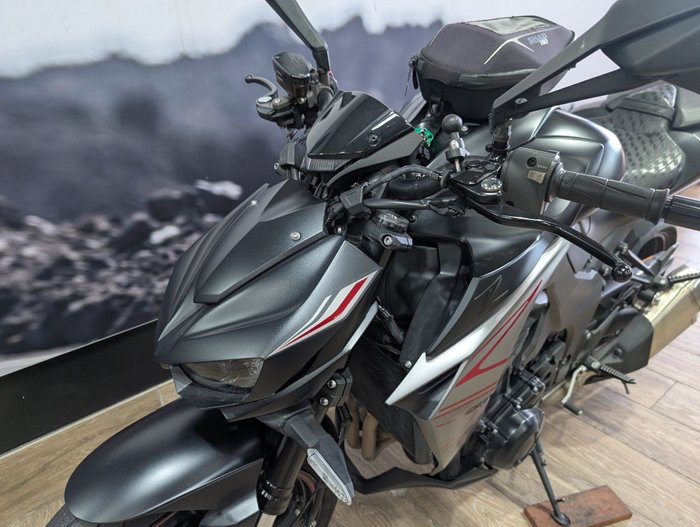 2020 Kawasaki Z1000 Black