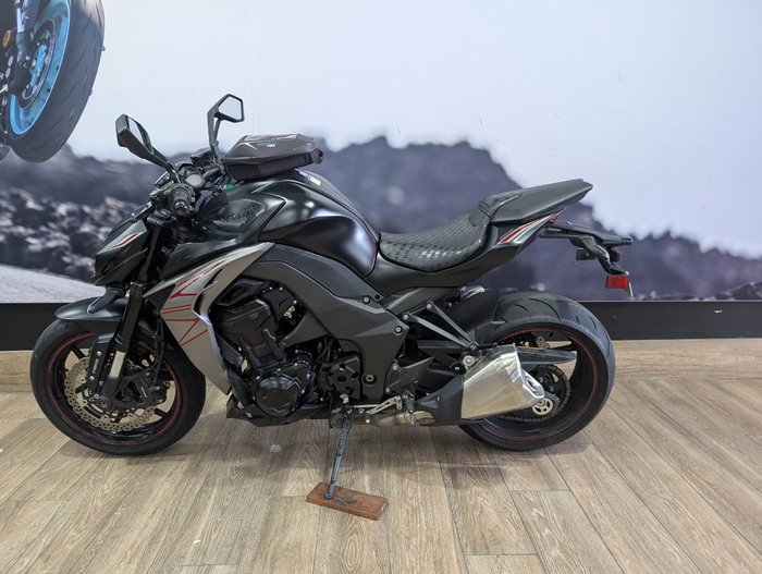 2020 Kawasaki Z1000 Black