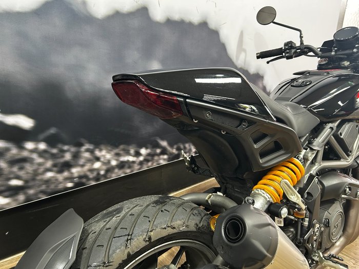 2023 INDIAN FTR SPORT Black