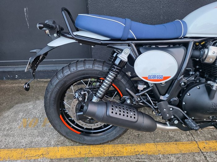 2025 Royal Enfield 2025 Royal Enfield 650CC Classic 650 Base WHITE