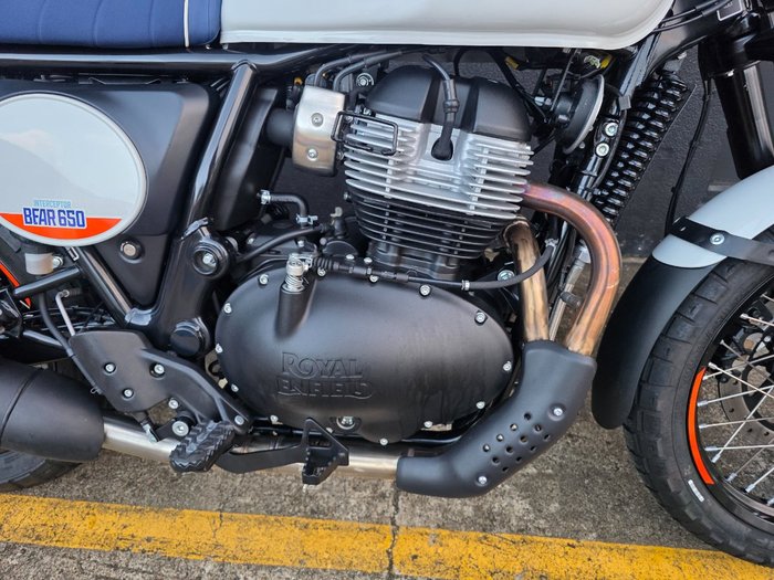 2025 Royal Enfield 2025 Royal Enfield 650CC Classic 650 Base WHITE