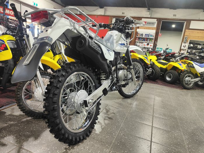 2025 SUZUKI TROJAN (DR200SE) FARM WHITE