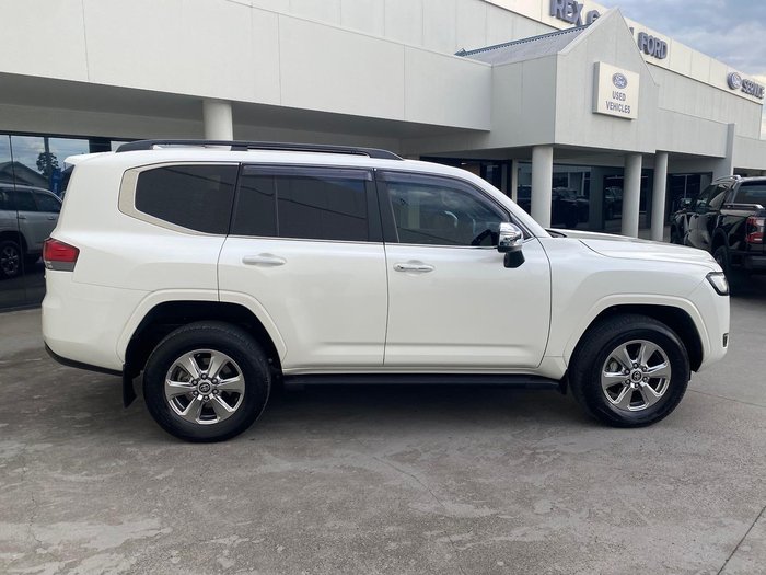 2023 Toyota Landcruiser Sahara