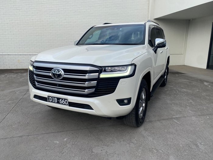 2023 Toyota Landcruiser
