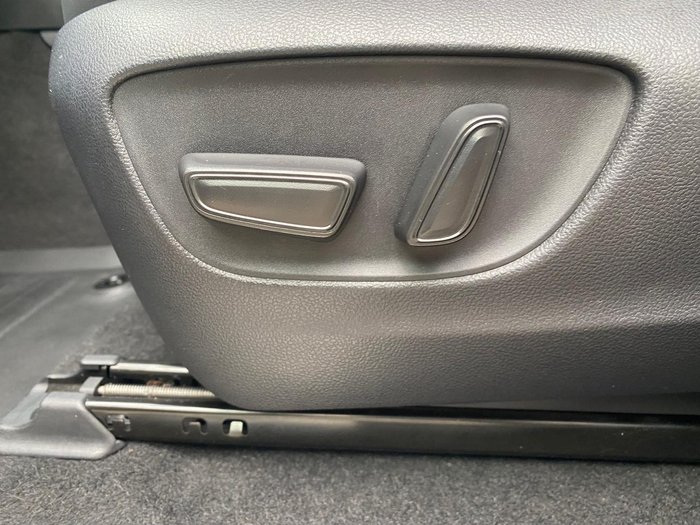 2023 Toyota Landcruiser Sahara