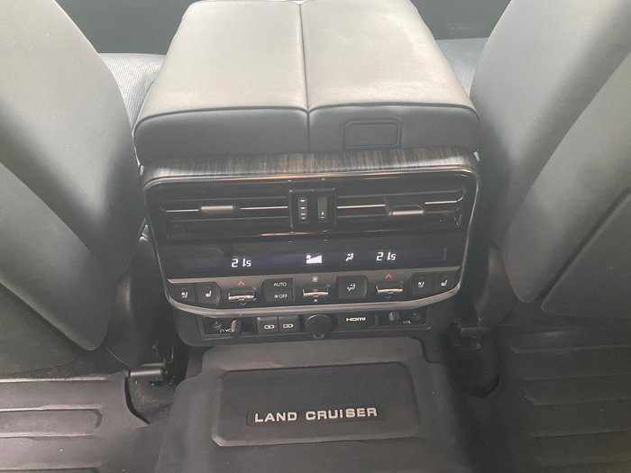 2023 Toyota Landcruiser Sahara