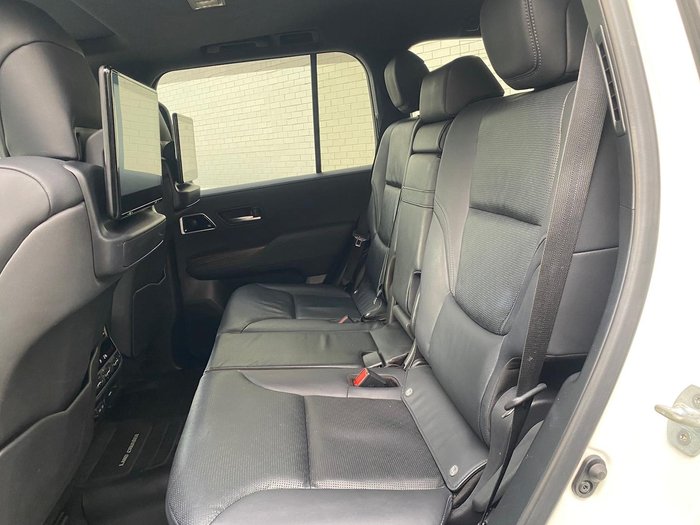 2023 Toyota Landcruiser Sahara