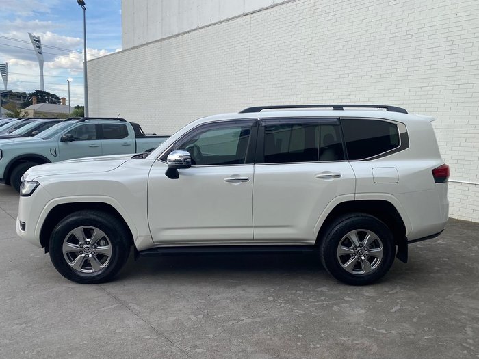 2023 Toyota Landcruiser Sahara